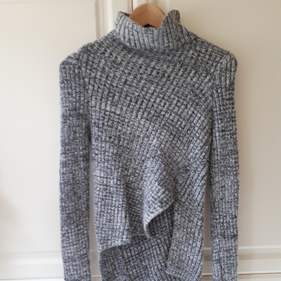 Sweater - Picture 3 of 3